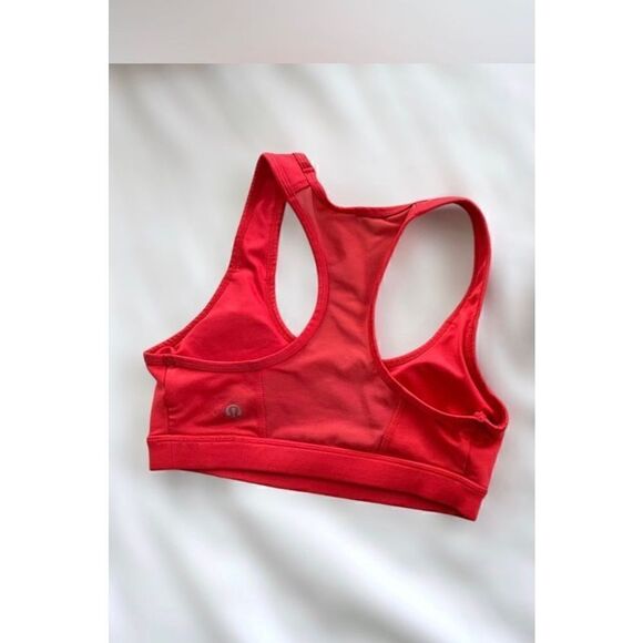 Lululemon Cutout intrinsic sports bra size 4 - Picture 2 of 14